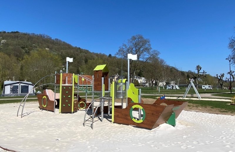 Spillplaatz 5 6853c9f8ae3bf